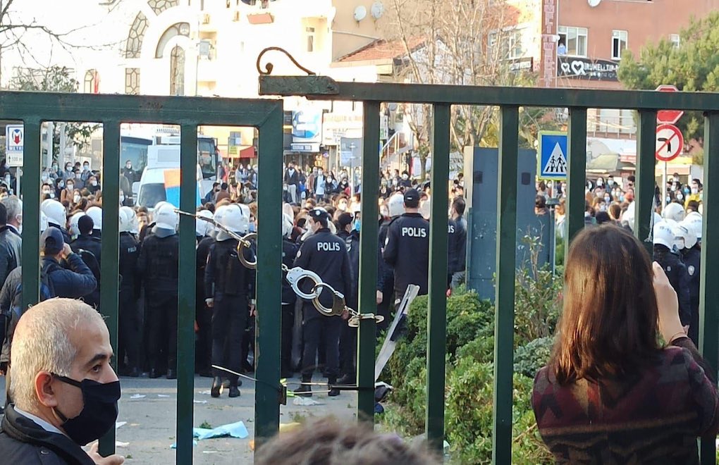 Boğaziçi Üniversitesi'nde protestolar: 14 kişi daha gözaltına alındı